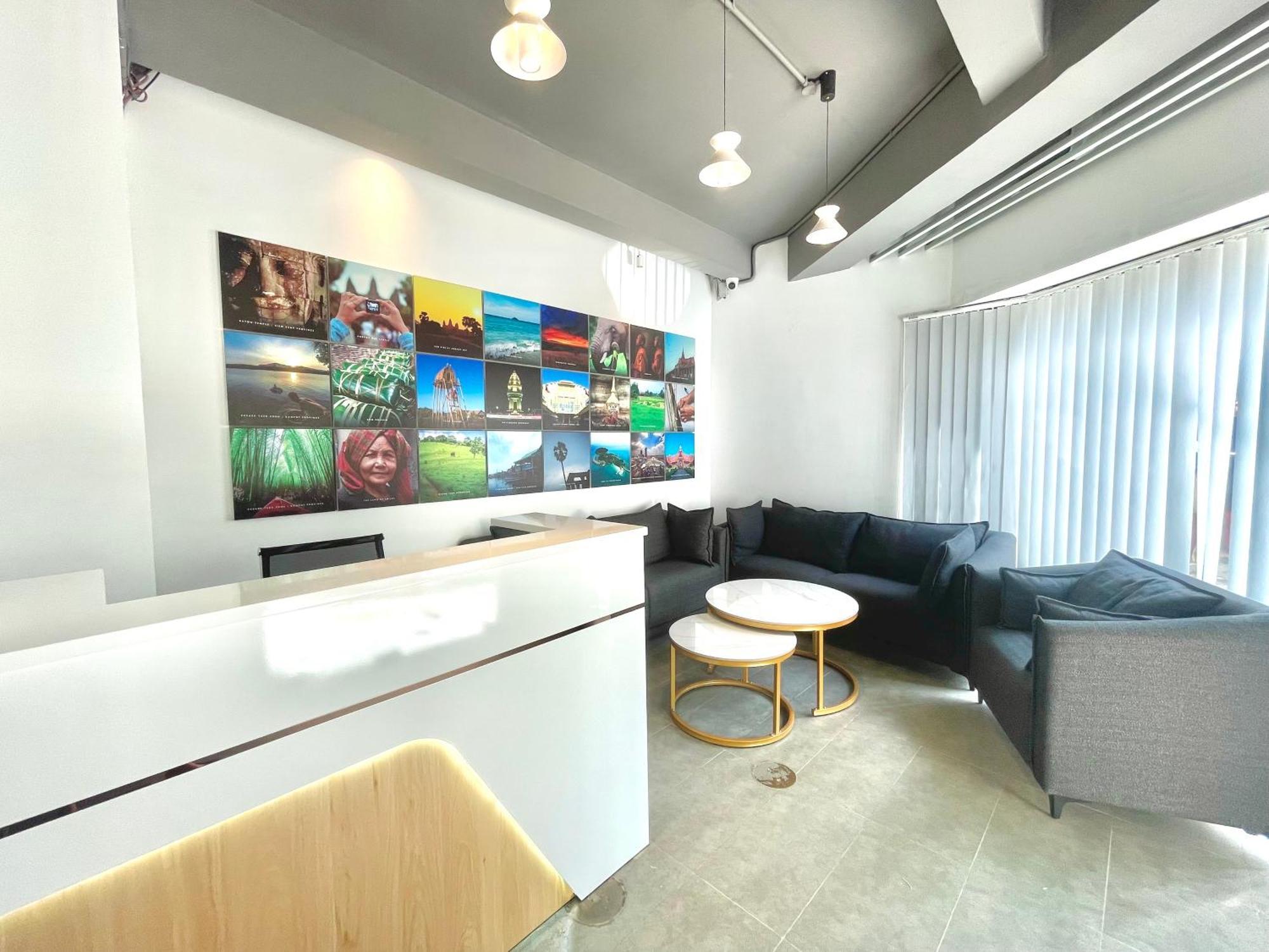 Sky Hotel Central Phnom Penh - Rooms & Apartments Exterior foto