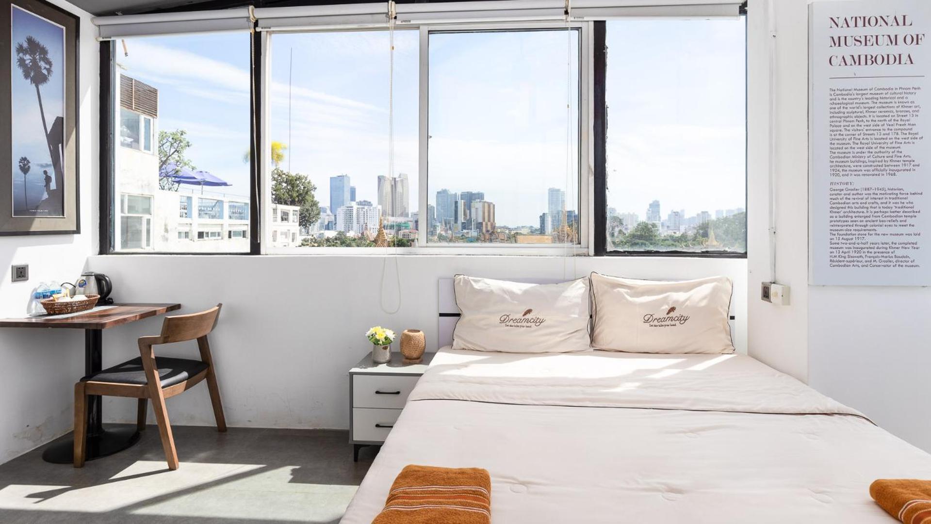 Sky Hotel Central Phnom Penh - Rooms & Apartments Exterior foto