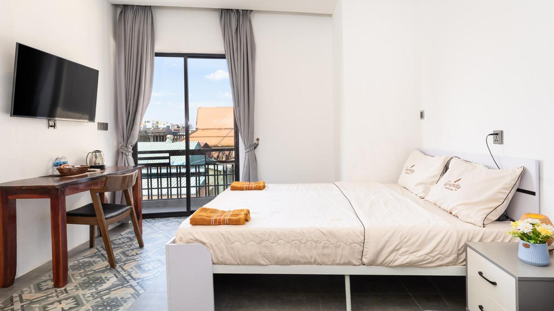 Sky Hotel Central Phnom Penh - Rooms & Apartments Exterior foto